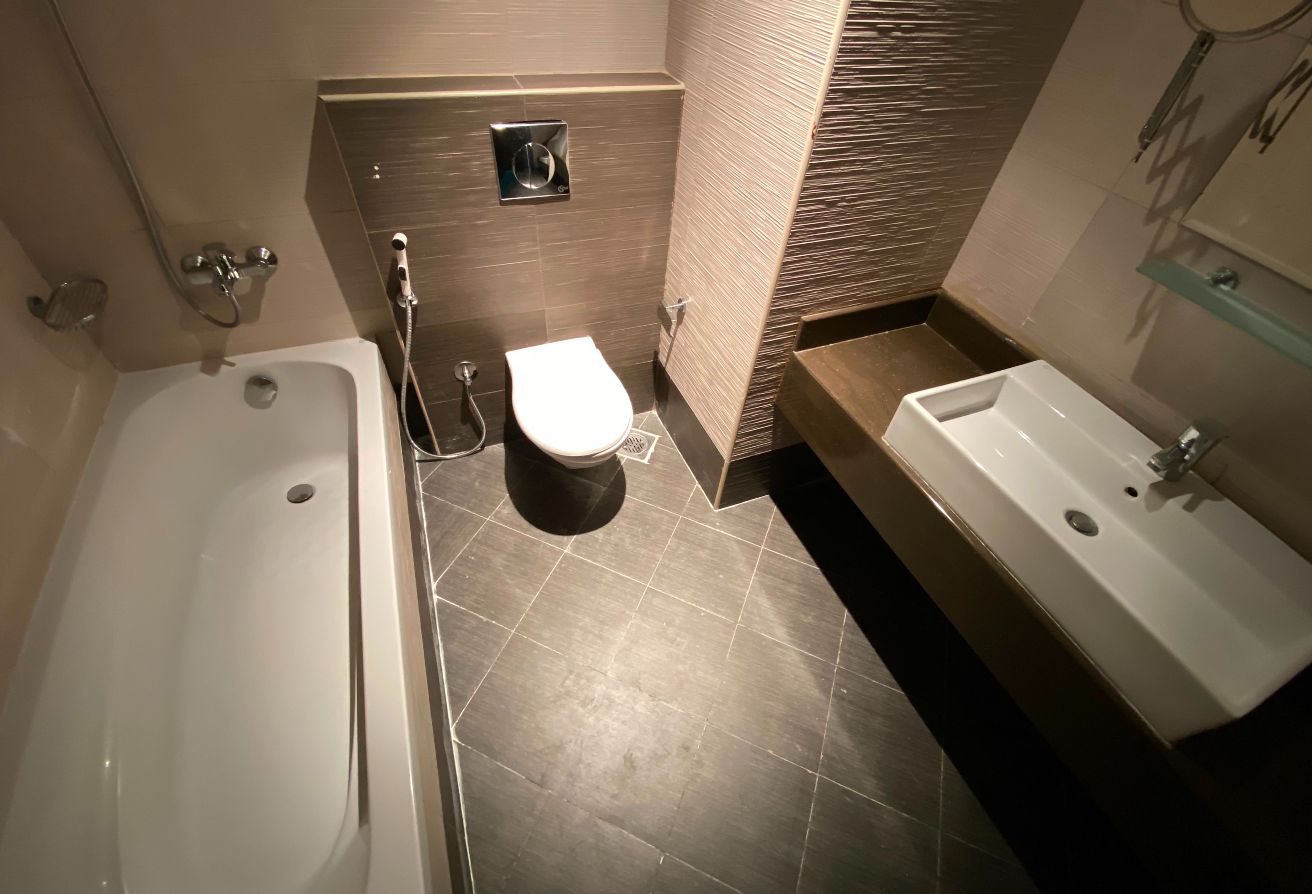 2 BHK + Maid Semi-Furnished Apartment in Lusail thumbnail 16