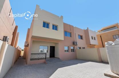 Apartment - 2 Bedrooms - 2 Bathrooms for rent in Wholesale Market Street - Abu Hamour - Doha