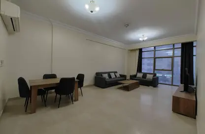 Apartment - 2 Bedrooms - 3 Bathrooms for rent in Umm Ghuwalina - Umm Ghuwailina - Doha