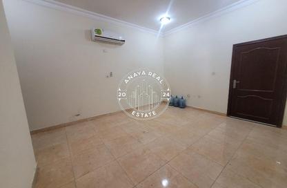 Villa - Studio - 1 Bathroom for rent in Umm Al Seneem Street - Ain Khaled - Doha Villa - Studio - 1 Bathroom for rent in Umm Al Seneem Street - Ain Khaled - Doha