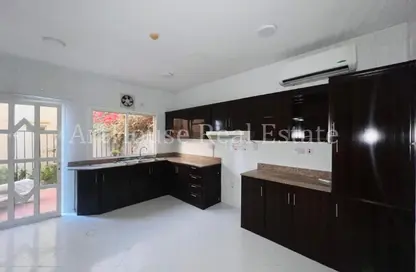 فيلا - 4 غرف نوم - 5 حمامات للايجار في إزغاوا - إزغاوا - الدوحة