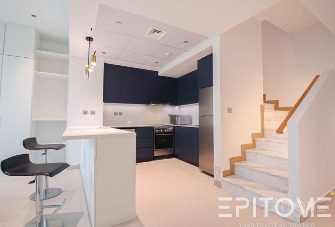 976258 - Property Image 2