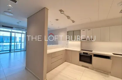 Apartment - 1 Bedroom - 2 Bathrooms for rent in Crystal Residence - Gewan Island - The Pearl Island - Doha Apartment - 1 Bedroom - 2 Bathrooms for rent in Crystal Residence - Gewan Island - The Pearl Island - Doha