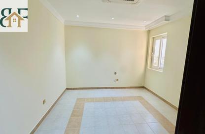 Apartment - 3 Bedrooms - 3 Bathrooms for rent in Najma Street - Najma - Doha