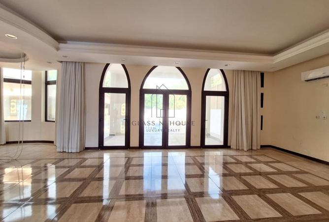 1007285 - Property Image 2