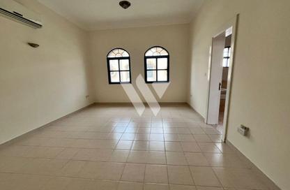 Villa - 3 Bedrooms - 3 Bathrooms for rent in Al Maamoura - Al Maamoura - Doha