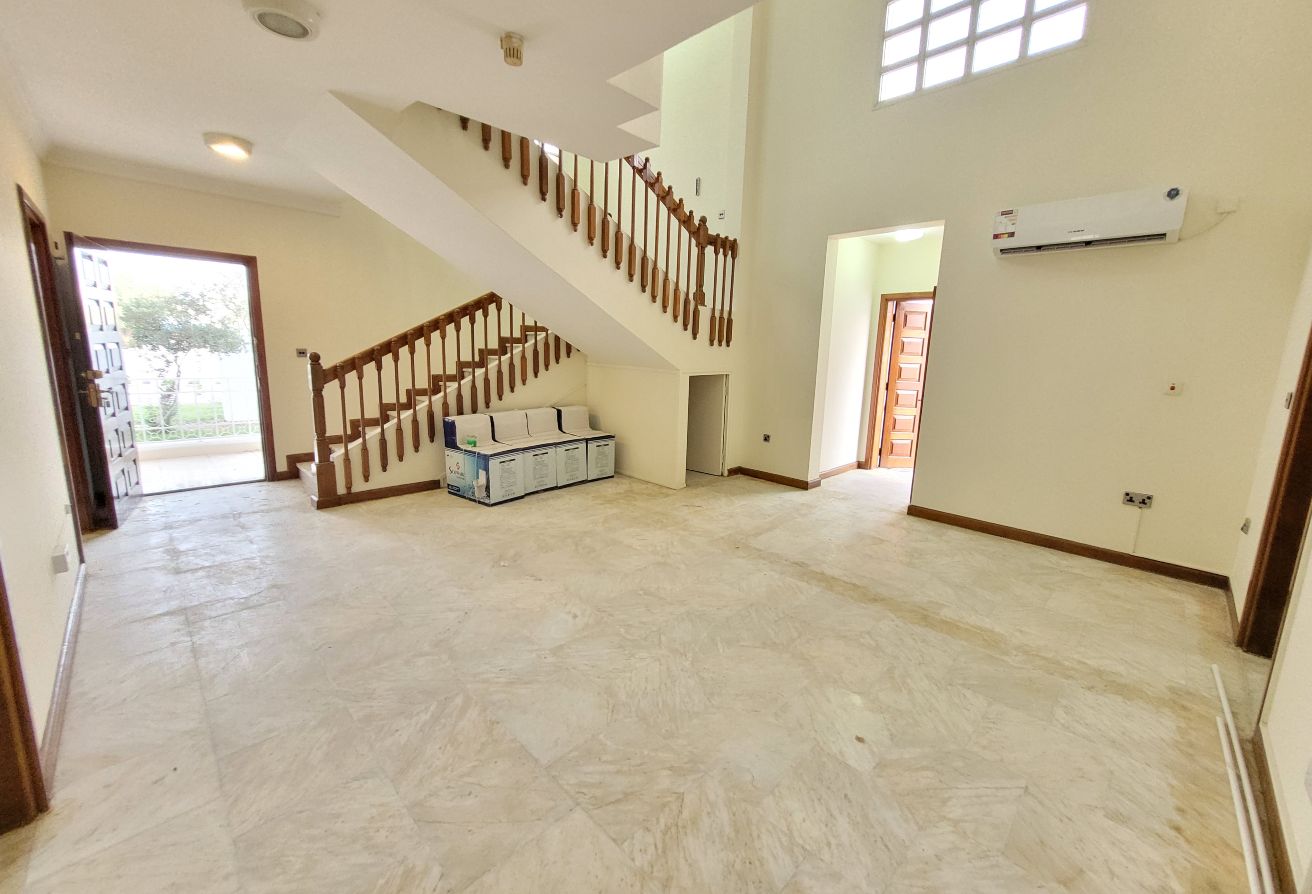 STAND ALONE 5BHK FAMILY COMPOUND VILLA IN ALWAAB - villa in Al Waab Street