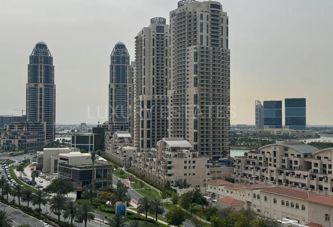 53521688 - Property Main Image