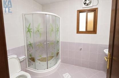 Whole Building - 2 Bedrooms - 3 Bathrooms for sale in Al Sadd Road - Al Sadd - Doha