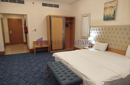 Apartment - Studio - 1 Bathroom for rent in Royal Plaza - Al Sadd - Doha