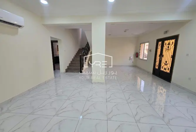 63421918 - Property Image 3