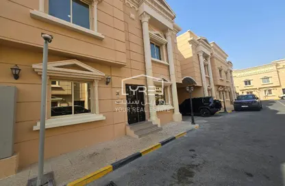 Villa - 5 Bedrooms - 4 Bathrooms for rent in Souk Al gharaffa - Al Gharrafa - Doha