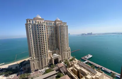 Apartment - 2 Bedrooms - 3 Bathrooms for sale in West Porto Drive - Porto Arabia - The Pearl Island - Doha Apartment - 2 Bedrooms - 3 Bathrooms for sale in West Porto Drive - Porto Arabia - The Pearl Island - Doha