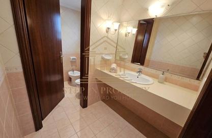 Villa - 5 Bedrooms - 4 Bathrooms for rent in Al Thumama - Al Thumama - Doha