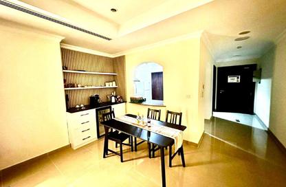 Apartment - 1 Bedroom - 2 Bathrooms for rent in East Porto Drive - Porto Arabia - The Pearl Island - Doha