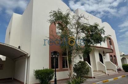 Compound - 3 Bedrooms - 3 Bathrooms for rent in Dareem Street - Al Hilal East - Al Hilal - Doha