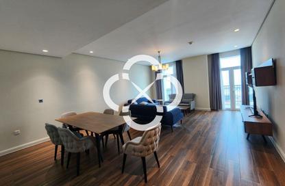 Apartment - 3 Bedrooms - 4 Bathrooms for sale in Floresta Gardens - Floresta Gardens - The Pearl Island - Doha Apartment - 3 Bedrooms - 4 Bathrooms for sale in Floresta Gardens - Floresta Gardens - The Pearl Island - Doha