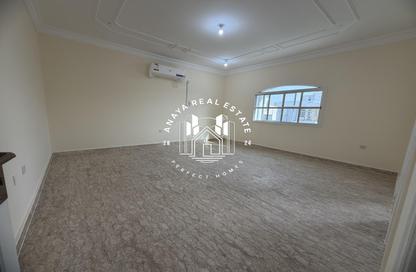 Villa - Studio - 1 Bathroom for rent in Al Maamoura - Al Maamoura - Doha