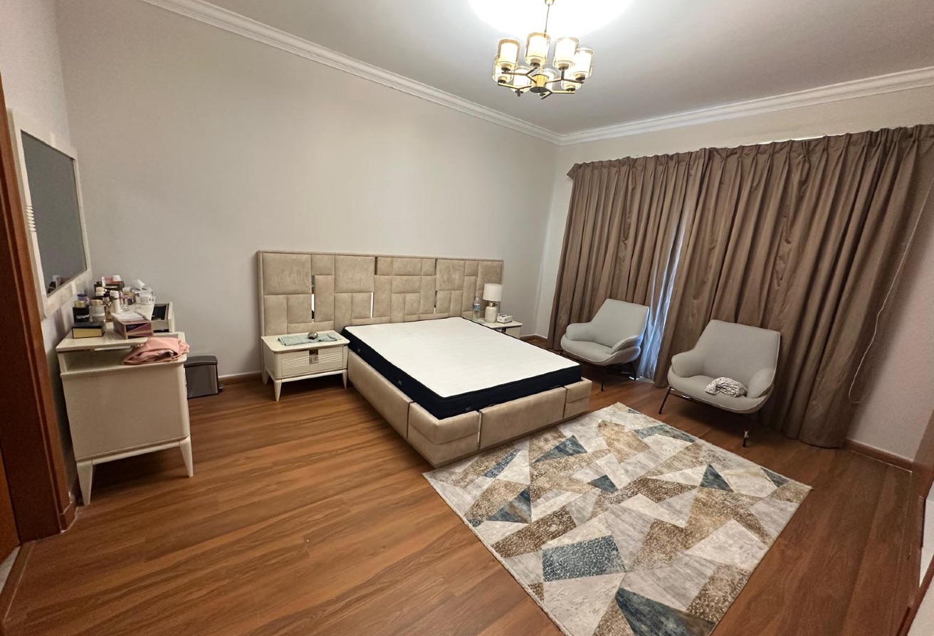 3+Maid Higher Floor Fully Sea View thumbnail 16