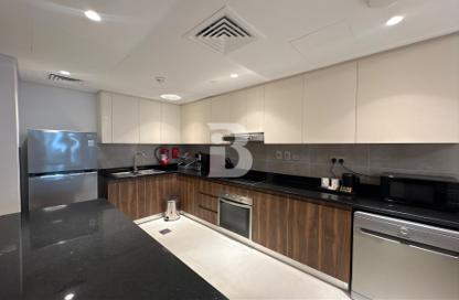 Apartment - 1 Bedroom - 2 Bathrooms for rent in Tower 10 - Porto Arabia - The Pearl Island - Doha