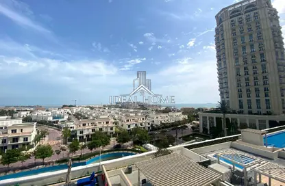 Apartment - 2 Bedrooms - 4 Bathrooms for sale in Floresta Gardens - Floresta Gardens - The Pearl Island - Doha