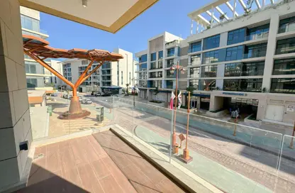 شقة - 2 غرف نوم - 3 حمامات للايجار في كريستال ريزيدنس - جزيرة جيوان - جزيرة اللؤلؤة - الدوحة