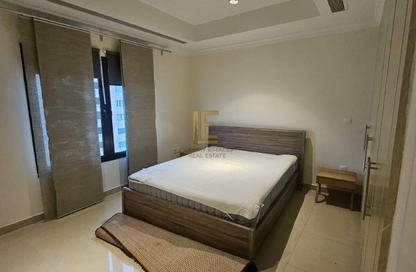 Apartment - 1 Bedroom - 2 Bathrooms for rent in Porto Arabia - The Pearl Island - Doha