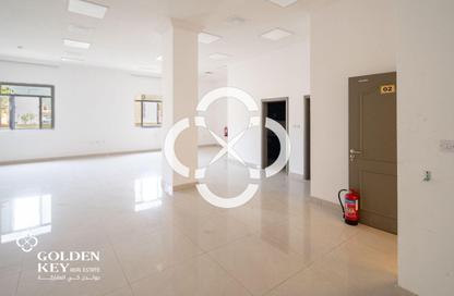 Office Space - Studio - 4 Bathrooms for rent in Bin Omran - Fereej Bin Omran - Doha
