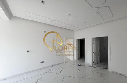 Villa - 7+ - 7+ for sale in Al Kheesa - Al Kheesa - Umm Salal Mohammed