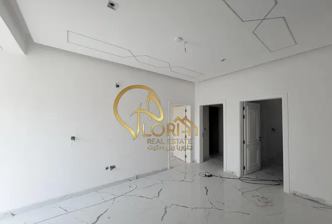 64476842 - Property Image 3