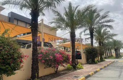 مجمع سكني - 6 غرف نوم - 6 حمامات للايجار في شارع الدانة - مريخ - المريخ - الدوحة