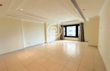 Apartment - 1 Bedroom - 2 Bathrooms for rent in East Porto Drive - Porto Arabia - The Pearl Island - Doha