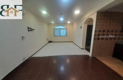 Apartment - 1 Bedroom - 1 Bathroom for rent in Umm Ghwailina Comm - Umm Ghuwalina - Umm Ghuwailina - Doha Apartment - 1 Bedroom - 1 Bathroom for rent in Umm Ghwailina Comm - Umm Ghuwalina - Umm Ghuwailina - Doha