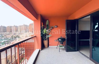 Apartment - 2 Bedrooms - 2 Bathrooms for rent in Viva East - Viva Bahriyah - The Pearl Island - Doha