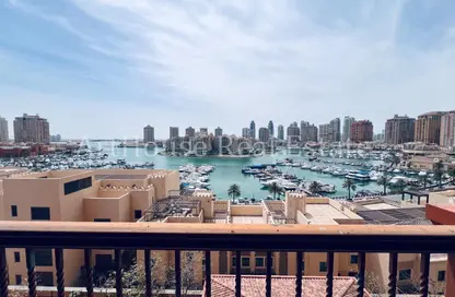 شقة - 2 غرف نوم - 2 حمامات للايجار في فيفا بحرية شرق - فيفا بحرية - جزيرة اللؤلؤة - الدوحة