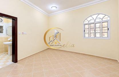 Apartment - 2 - 3 for rent in OqbaBin Nafie Steet - Old Airport Road - Doha