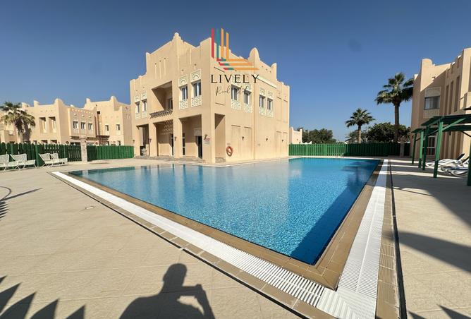 1001412 - Property Image 2