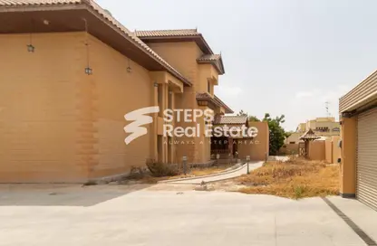 Villa - 6 Bedrooms - 7+ Bathrooms for rent in Al Jamiaa Street - Al Markhiya - Doha