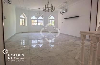 Villa - 4 - 6 for rent in Al Dafna - Al Dafna - Doha Villa - 4 - 6 for rent in Al Dafna - Al Dafna - Doha