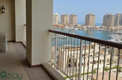 Apartment - 2 Bedrooms - 3 Bathrooms for rent in East Porto Drive - Porto Arabia - The Pearl Island - Doha