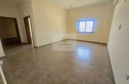 Apartment - 2 Bedrooms - 2 Bathrooms for rent in Al Nasr Street - Al Nasr - Doha