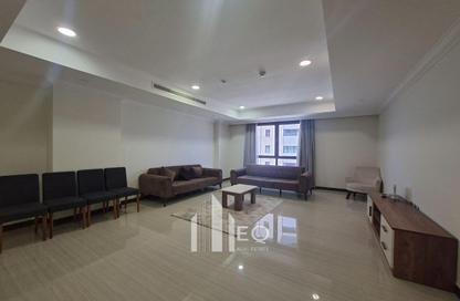 Apartment - 1 - 2 for rent in East Porto Drive - Porto Arabia - The Pearl Island - Doha Apartment - 1 - 2 for rent in East Porto Drive - Porto Arabia - The Pearl Island - Doha