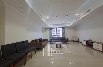 Apartment - 1 - 2 for rent in East Porto Drive - Porto Arabia - The Pearl Island - Doha Apartment - 1 - 2 for rent in East Porto Drive - Porto Arabia - The Pearl Island - Doha