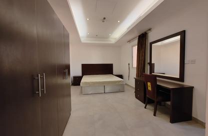 Apartment - 2 - 2 for rent in Umm Ghwailina Comm - Umm Ghuwalina - Umm Ghuwailina - Doha Apartment - 2 - 2 for rent in Umm Ghwailina Comm - Umm Ghuwalina - Umm Ghuwailina - Doha