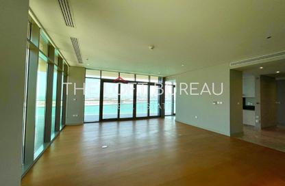 Apartment - 3 Bedrooms - 5 Bathrooms for sale in Seef Lusail Tower 1 - Seef Lusail - Lusail City - Lusail