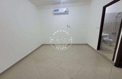 Villa - 1 Bedroom - 1 Bathroom for rent in Bu Hamour Street - Abu Hamour - Doha
