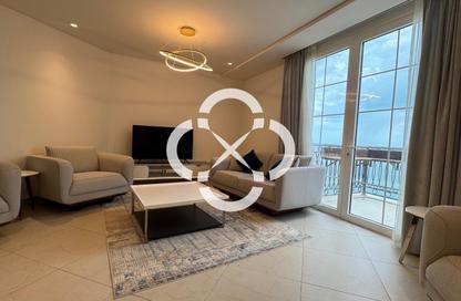 Apartment - 3 Bedrooms - 5 Bathrooms for rent in Floresta Gardens - Floresta Gardens - The Pearl Island - Doha