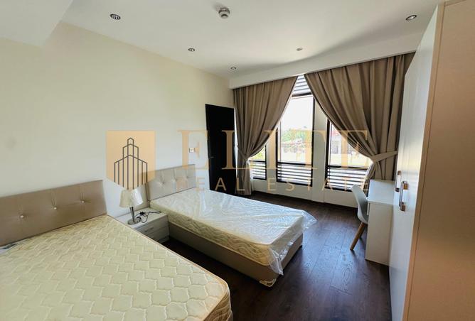 53570121 - Property Image 3