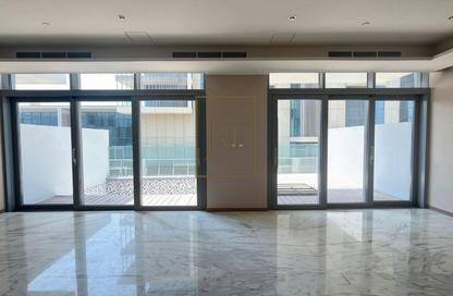 Townhouse - 3 Bedrooms - 4 Bathrooms for sale in Seef Lusail Tower 1 - Seef Lusail - Lusail City - Lusail