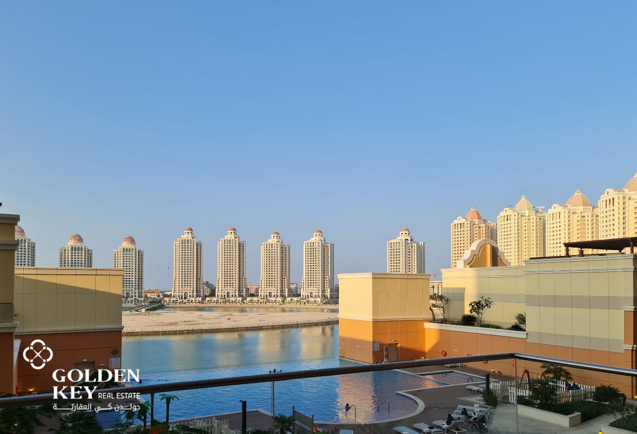 Premium 1 Bedroom w/ Stunning Marina and Pool View